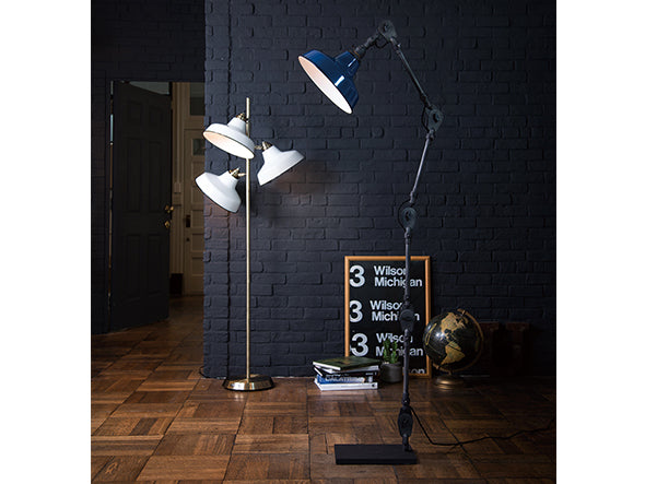 CUSTOM SERIES Classic Floor Lamp × Railroad Mini