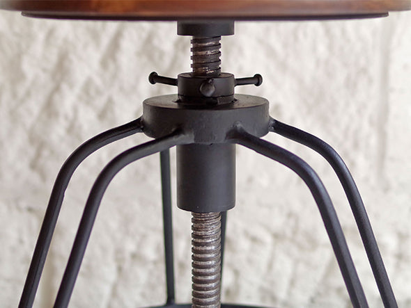 SR IRON STOOL