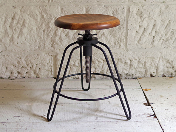 SR IRON STOOL