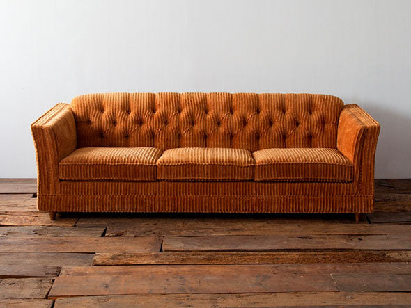 LAKEWOOD SOFA