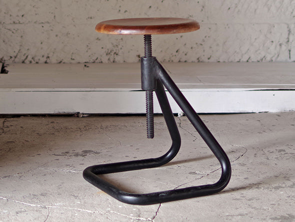 FR IRON STOOL