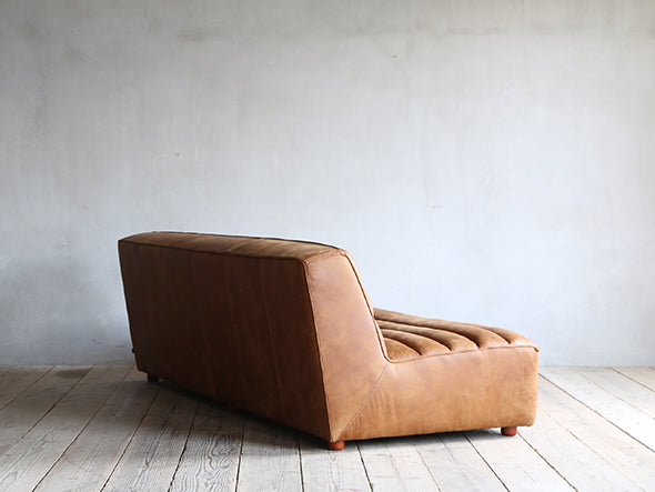 ZEPHYR SOFA