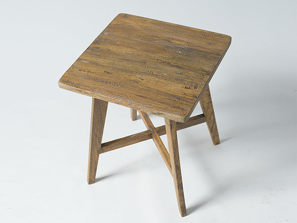 Square Table W40