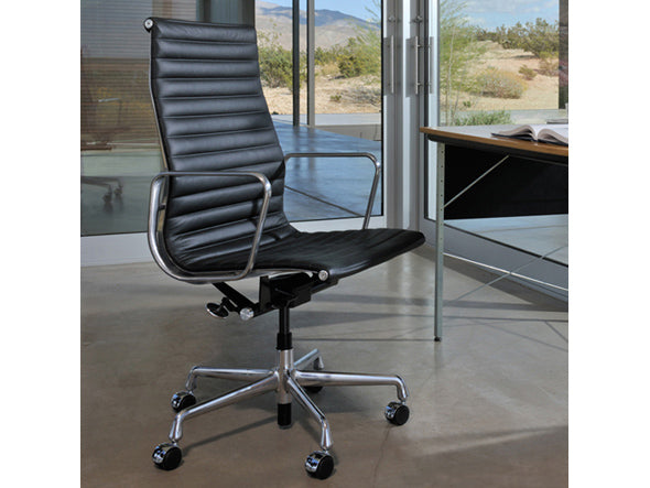 Eames Aluminum Group Executive Chair