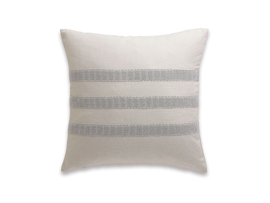 Trois Cushion