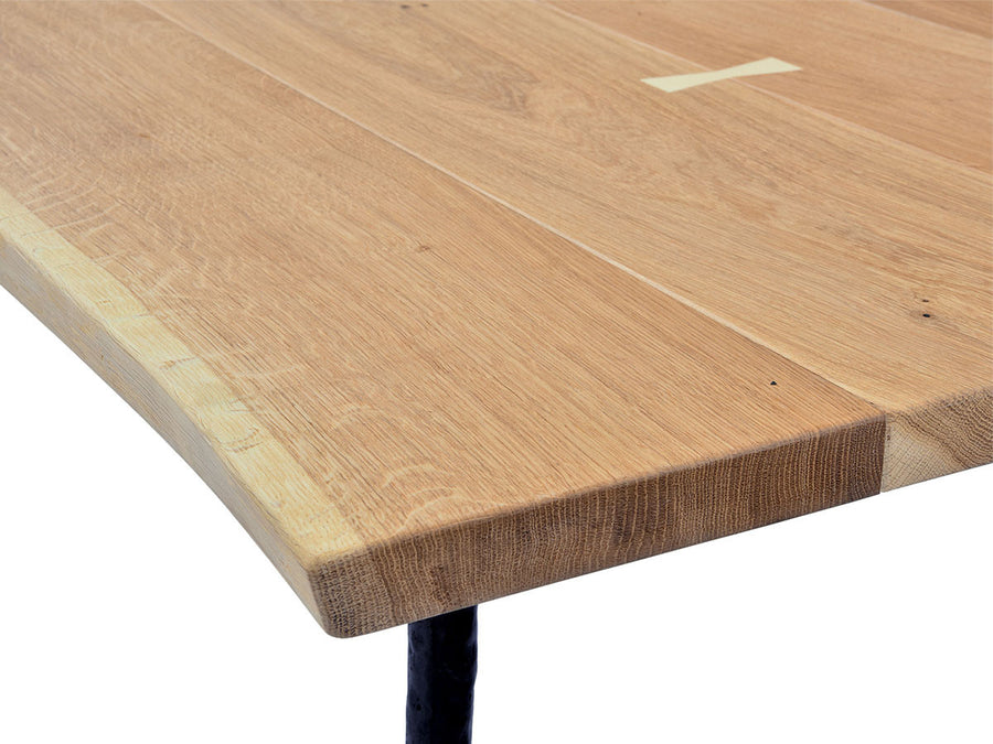 NEXA DINING TABLE