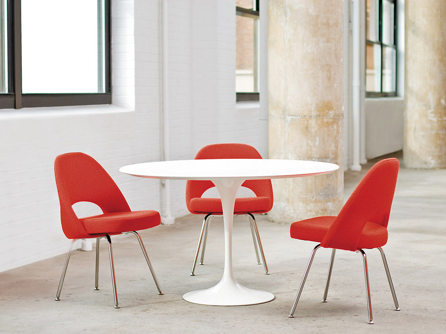 Saarinen Collection Round Table