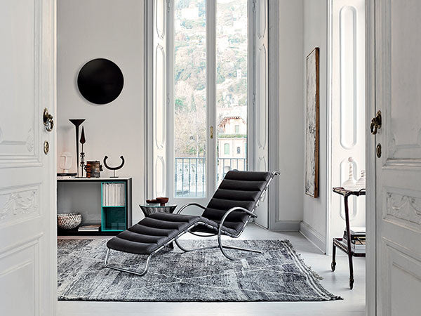 Mies van der Rohe Collection MR Adjustable Chaise Lounge