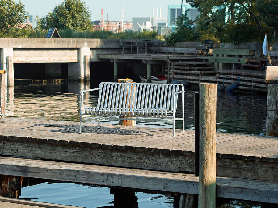 PALISSADE DINING BENCH