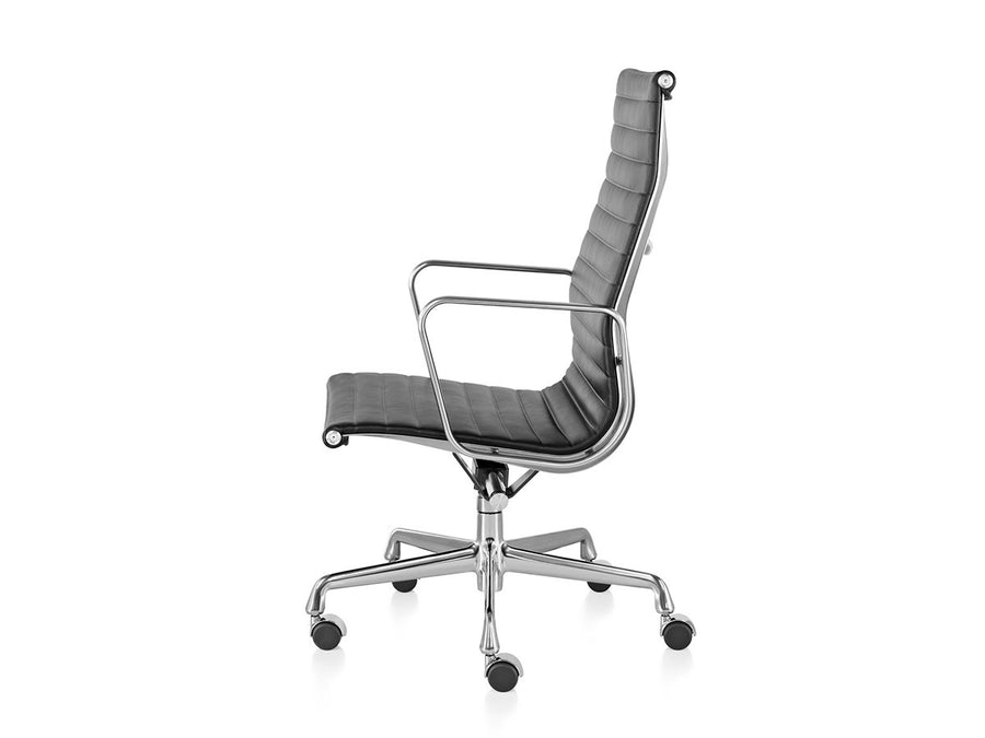 Eames Aluminum Group Executive Chair