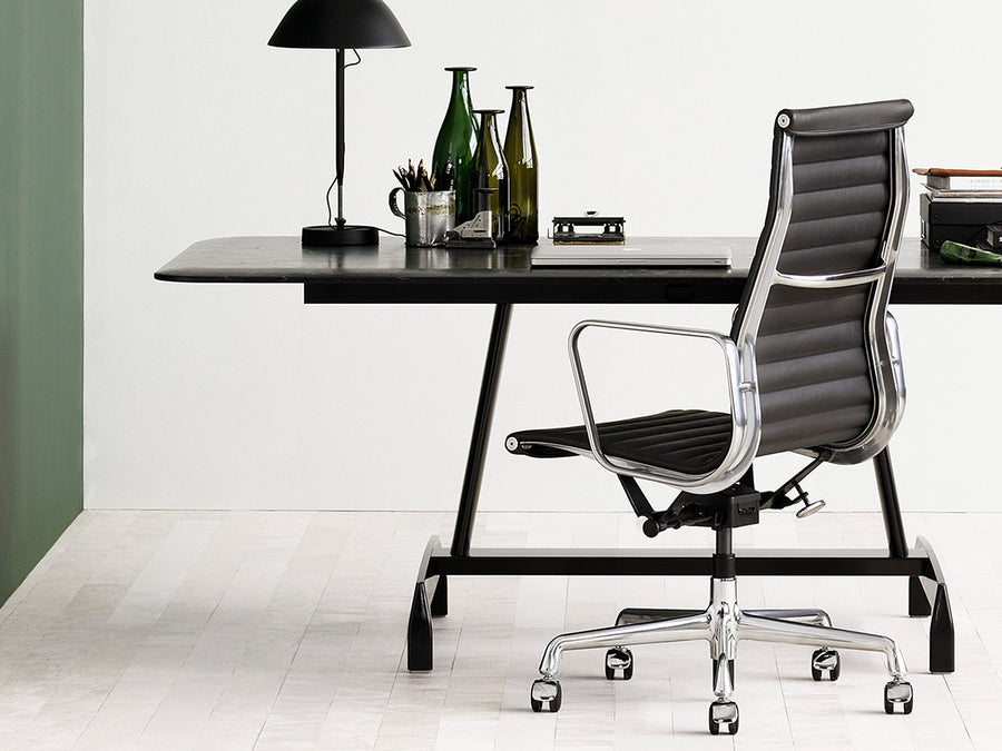 Eames Aluminum Group Executive Chair