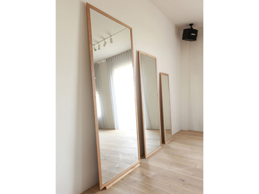 ORLO Stand Mirror