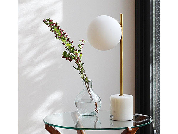 EUREKA TABLE LAMP