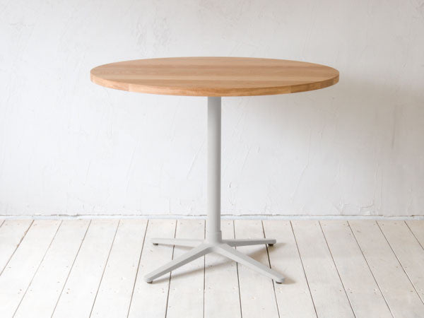 Round Cafe Table 900