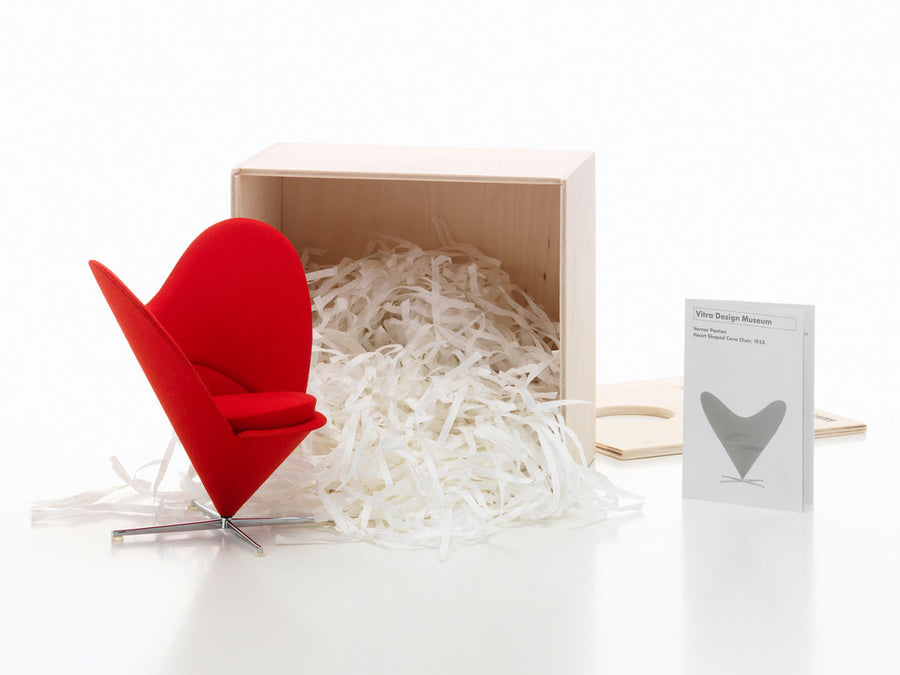 Miniatures Collection Heart-Shaped Cone Chair