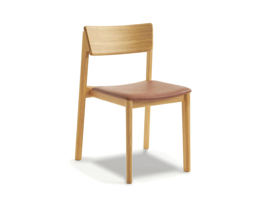 POISE chair