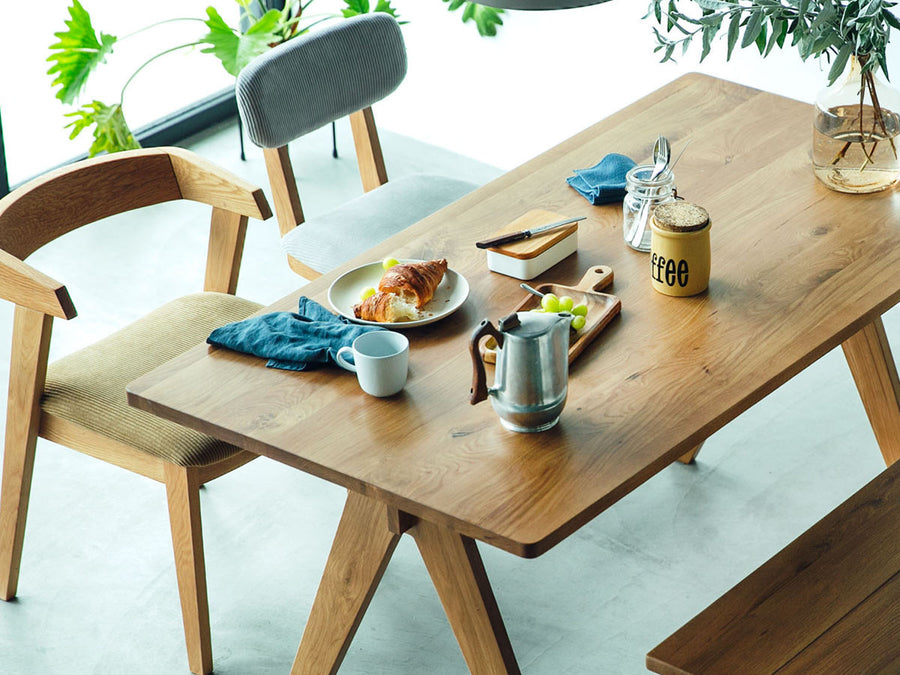 Bothy DINING TABLE