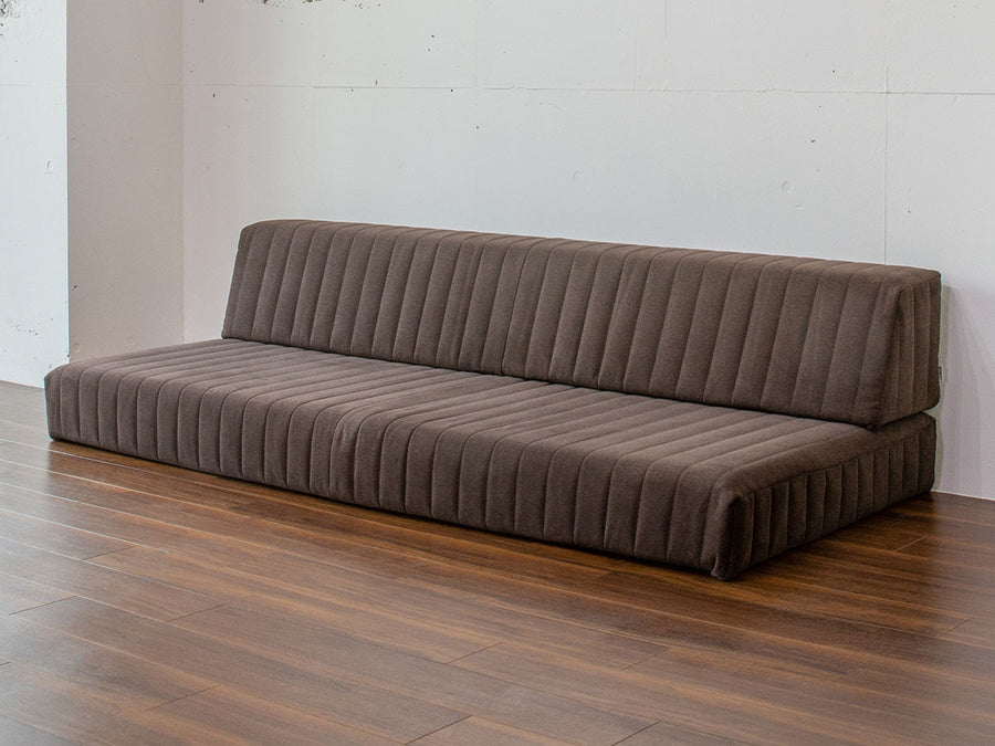 TUMIKI SOFA