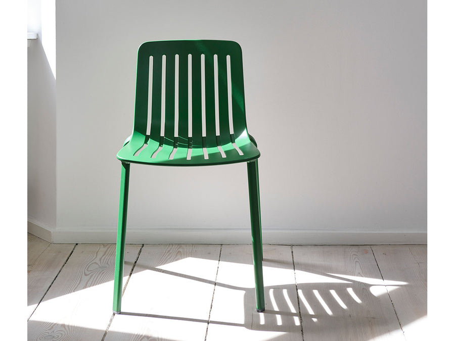 PLATO STACKING CHAIR