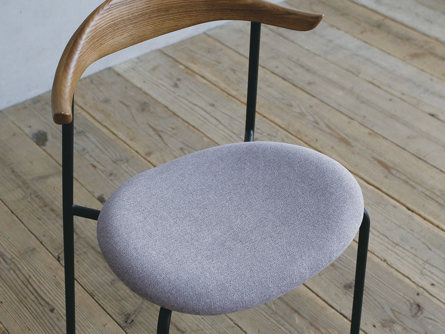 ATOM CHAIR