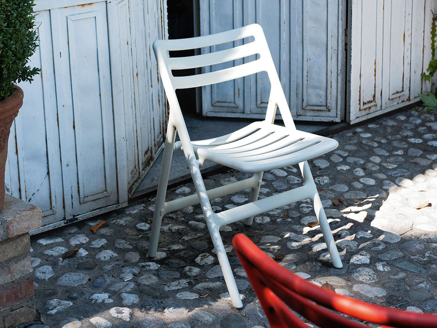 FOLDING AIR-CHAIR