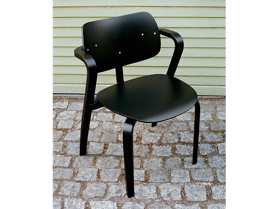 ASLAK CHAIR