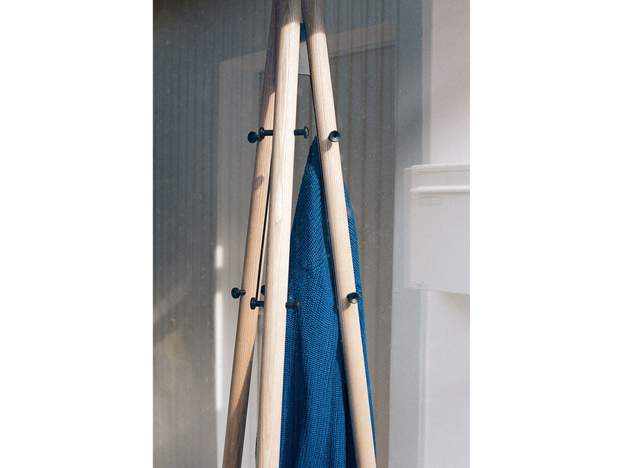 KIILA COAT STAND