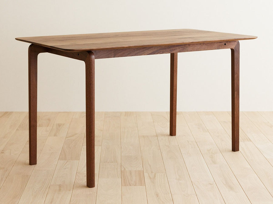 LISCIO DINING TABLE