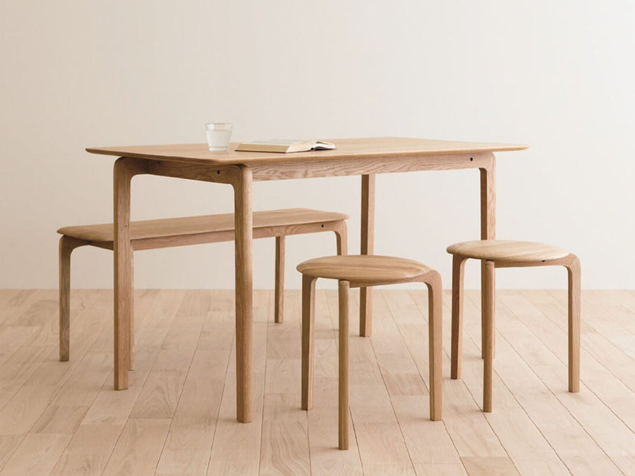 LISCIO DINING TABLE