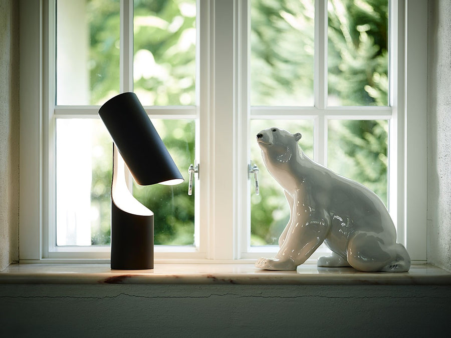 MUTATIO TABLE LAMP