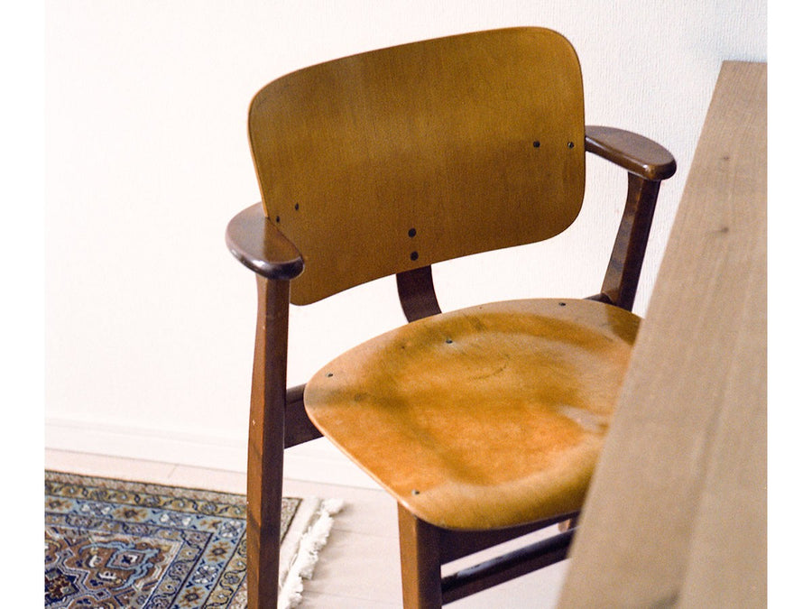 DOMUS CHAIR