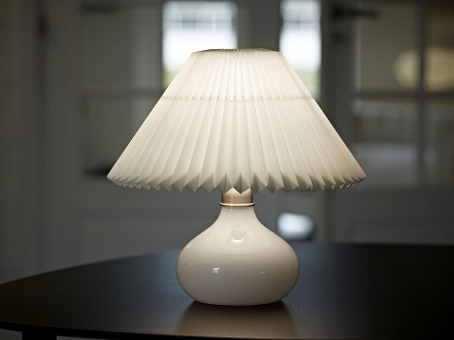 CLASSIC TABLE LAMP MODEL 314