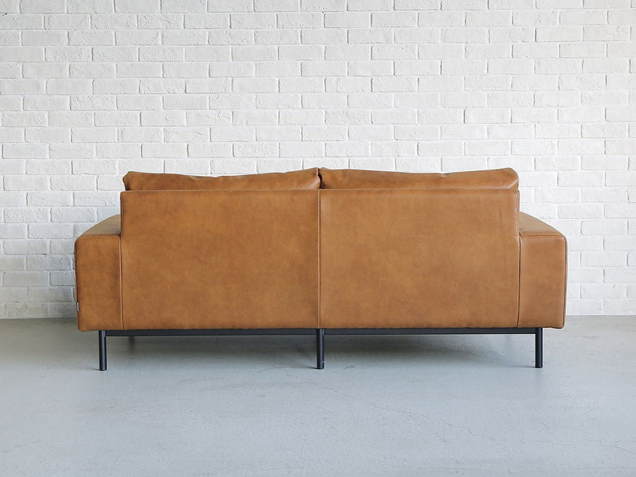 PLUTO SOFA