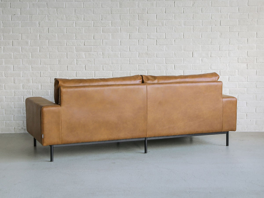 PLUTO SOFA