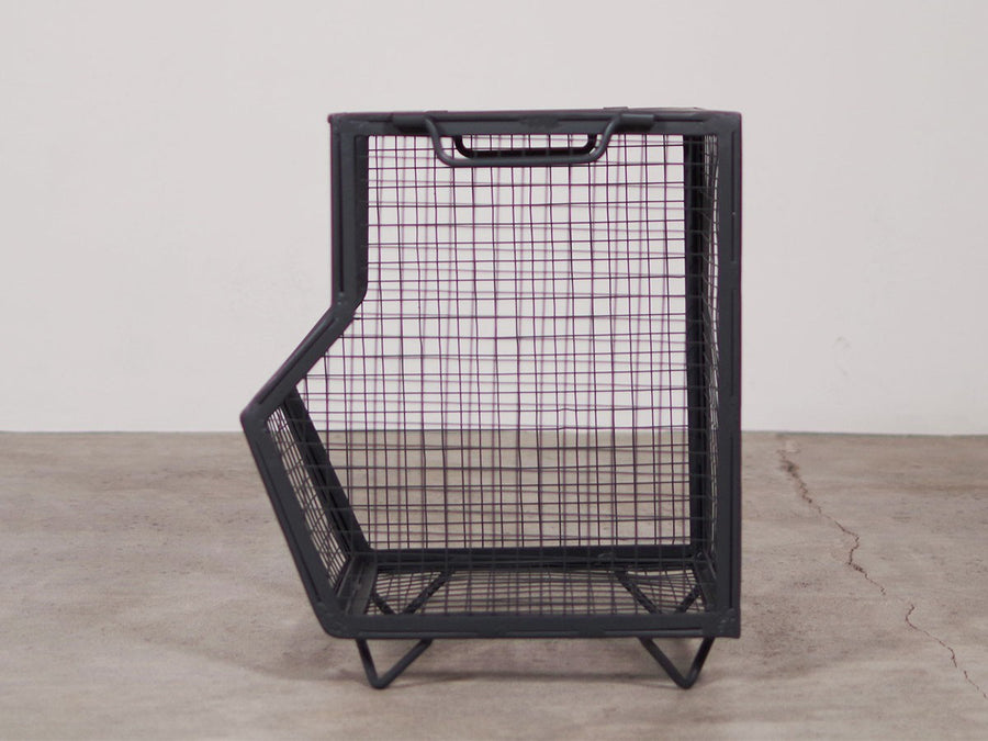 MESH BOX & TABLE