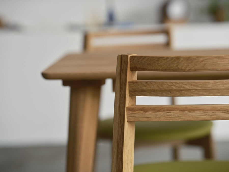 SUNTORY × KARIMOKU TARURU Dining Chair