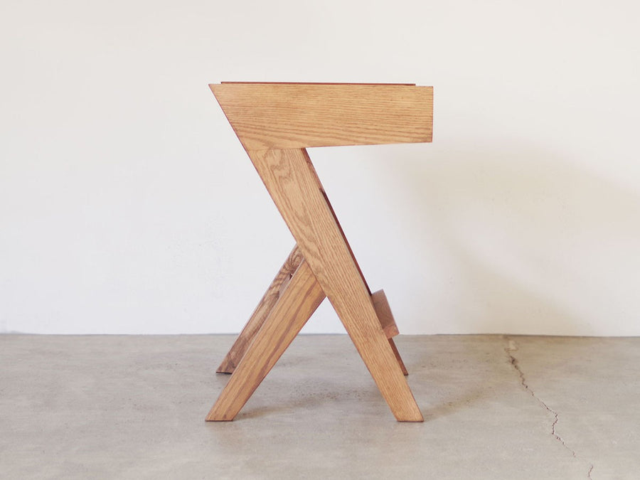 BI OAK DRAWER TABLE