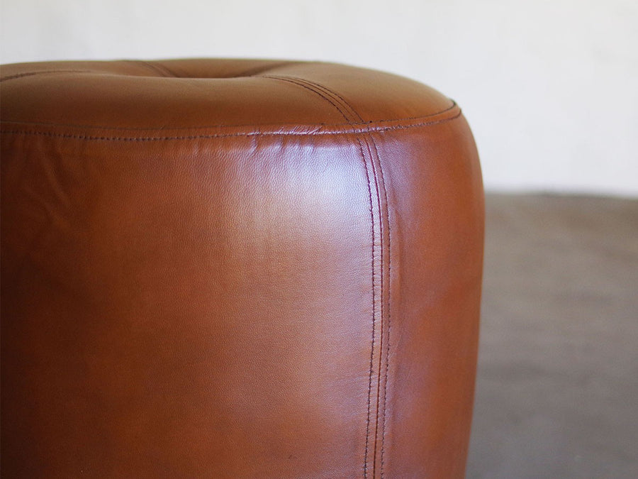 CY LEATHER STOOL