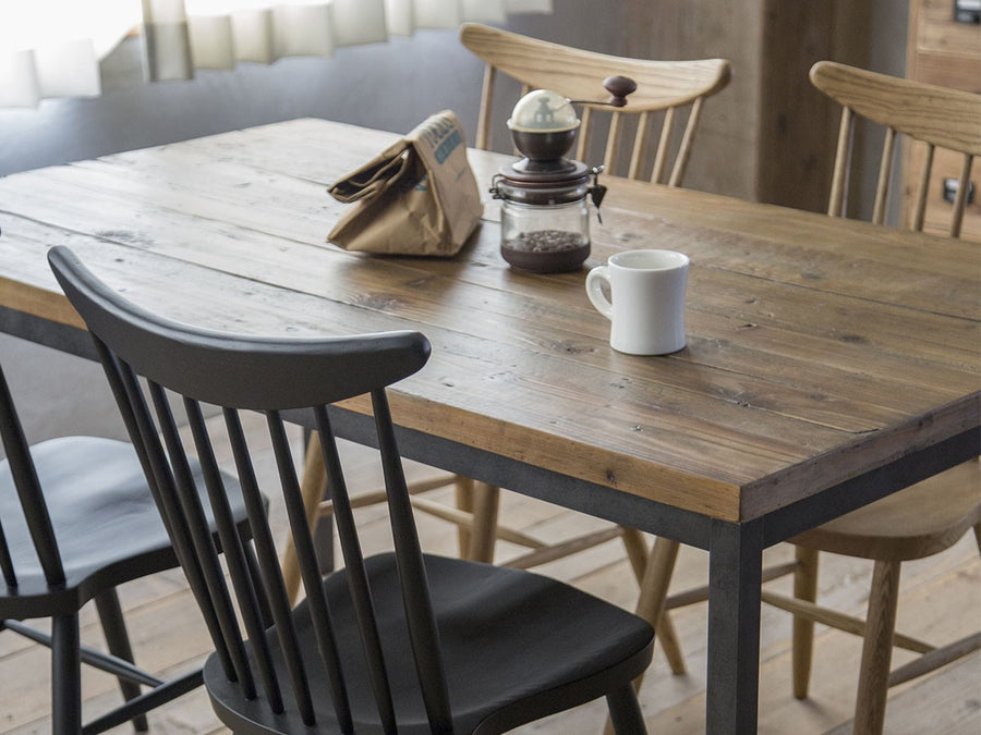 TANK DINNING TABLE