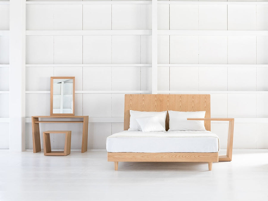 KAWASEMI BED FRAME