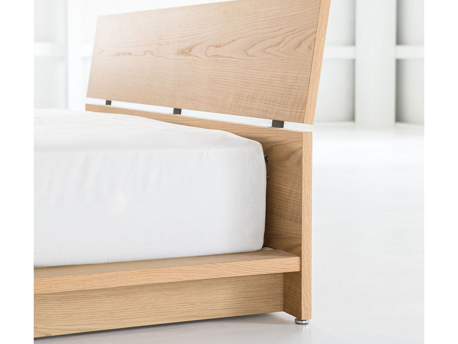 TSUBAME BED FRAME