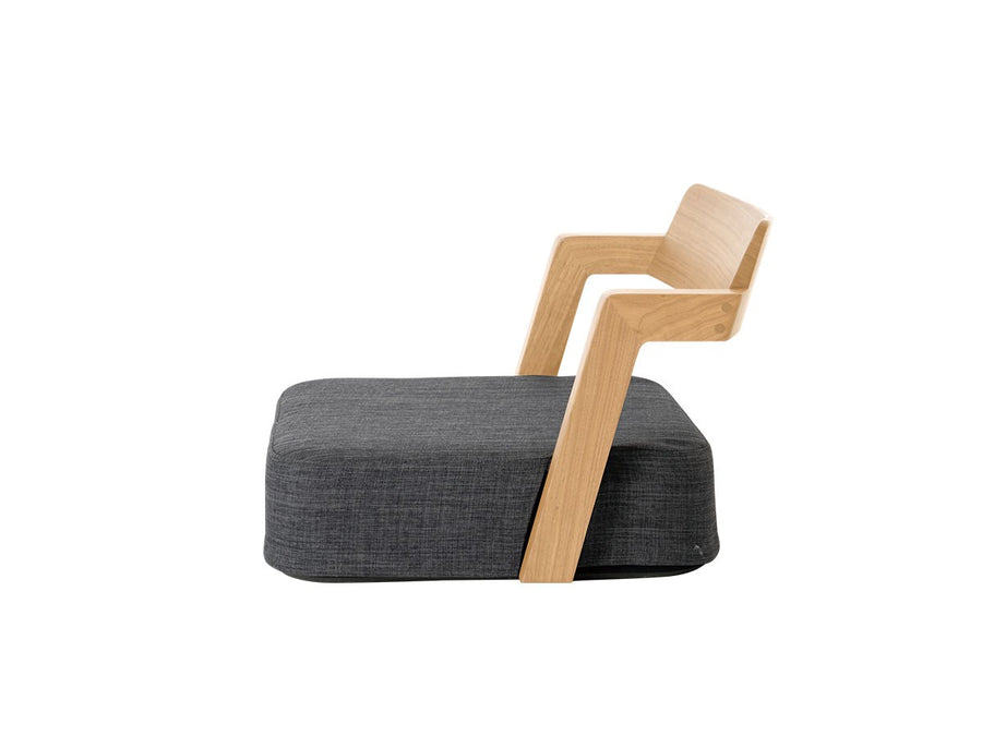 BANZAI floor arm chair