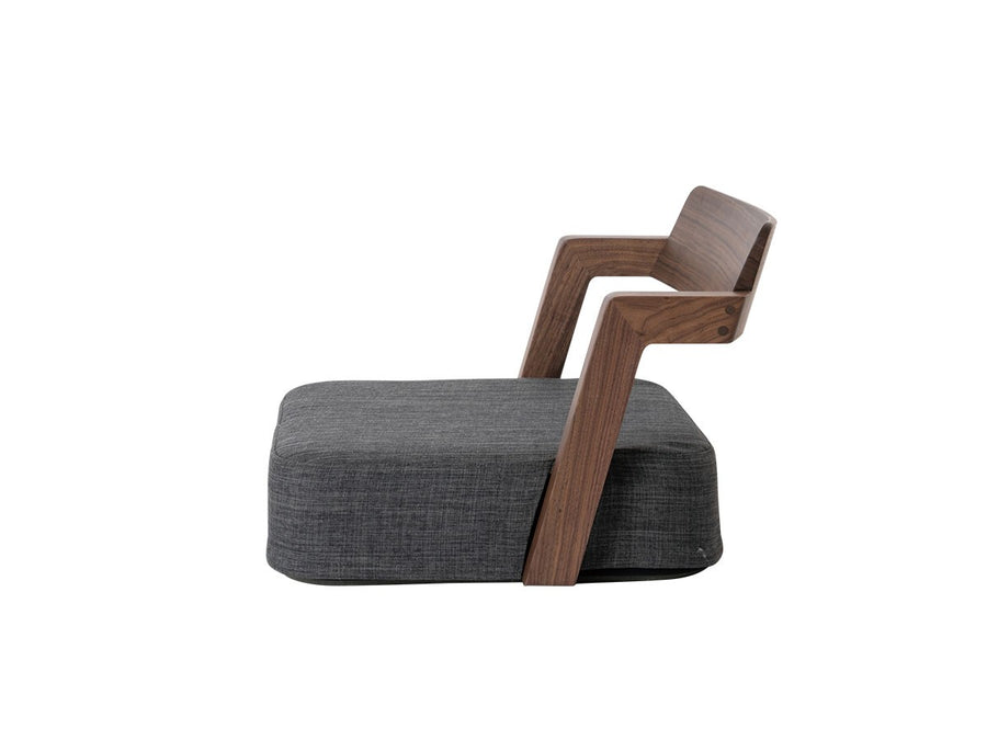 BANZAI floor arm chair