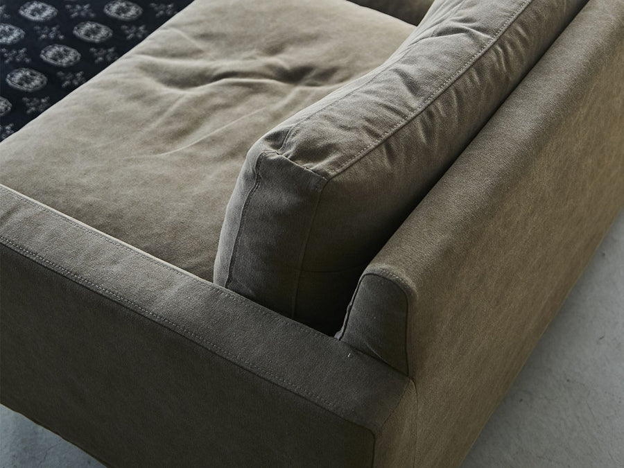 FREDA SOFA