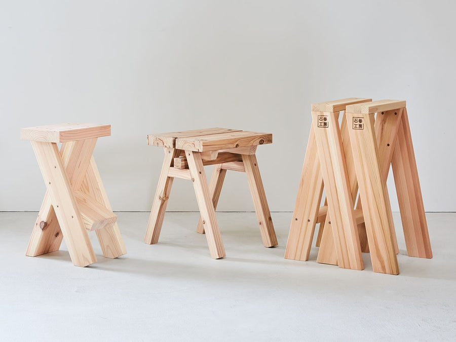 TRIPODAL STOOL