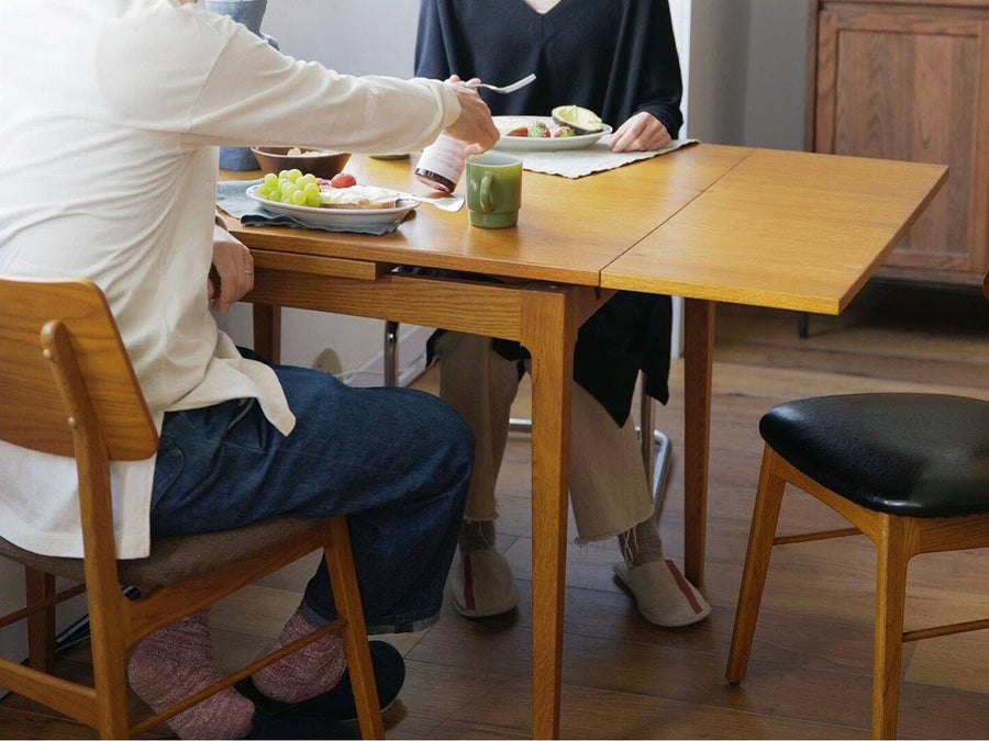 HABITAT DINING TABLE