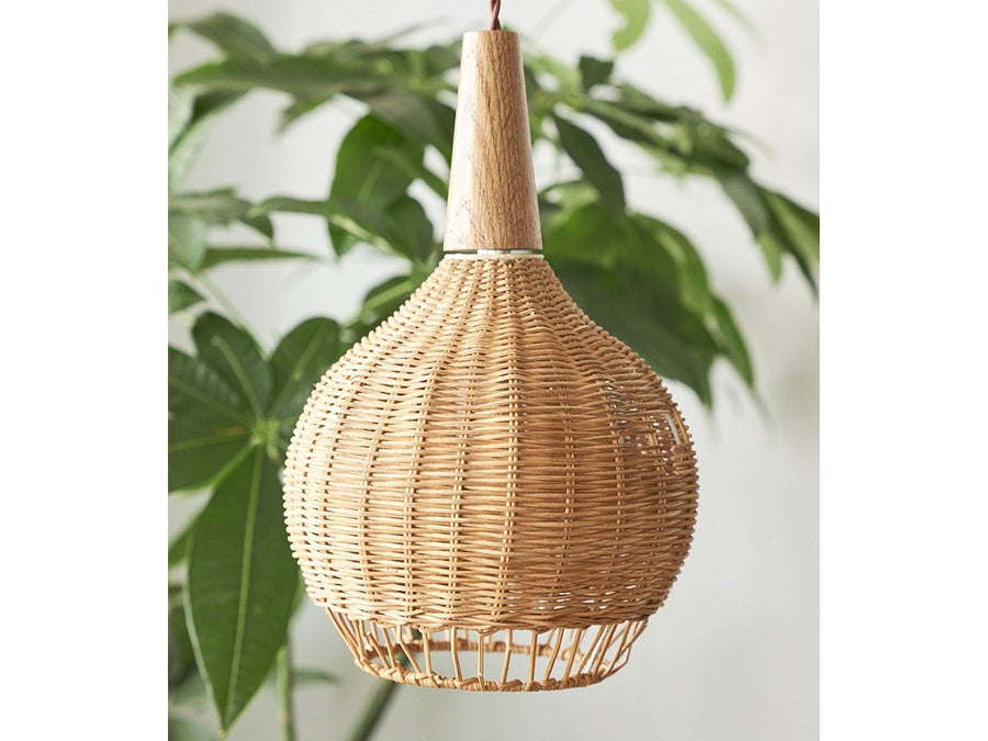 WICKER LAMP