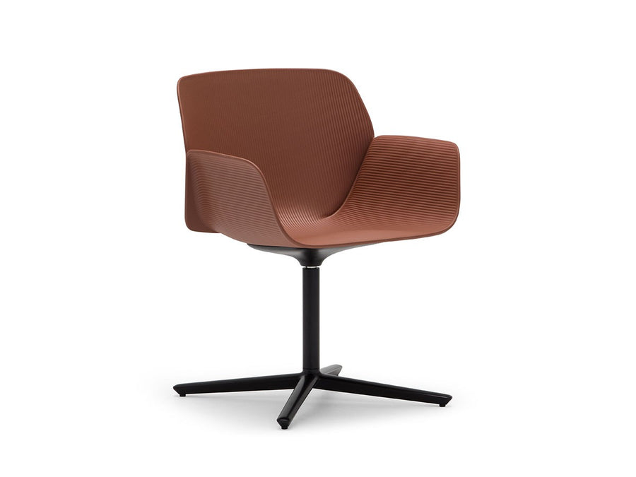 Nuez Armchair Thermo-polymer shell