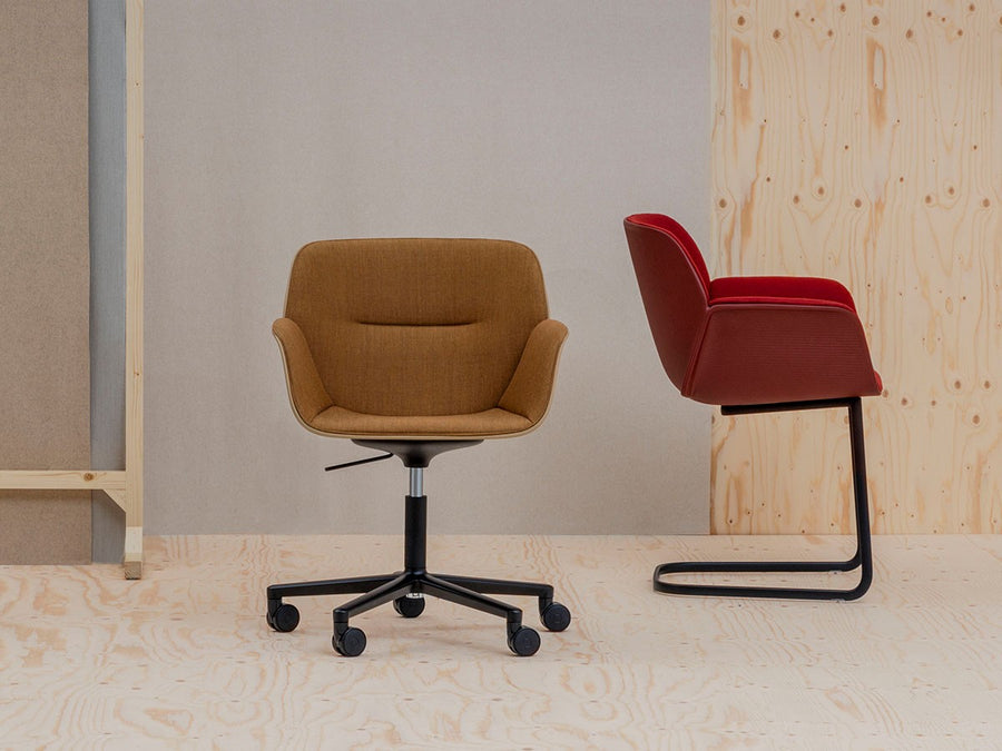 Nuez Armchair Upholstered Seat Pad