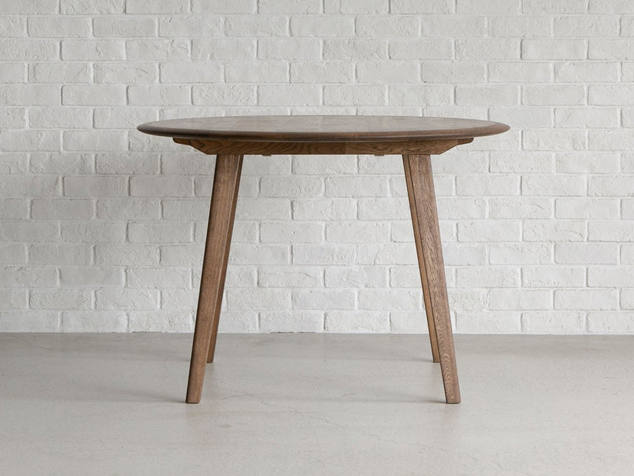 DECKE DINING TABLE